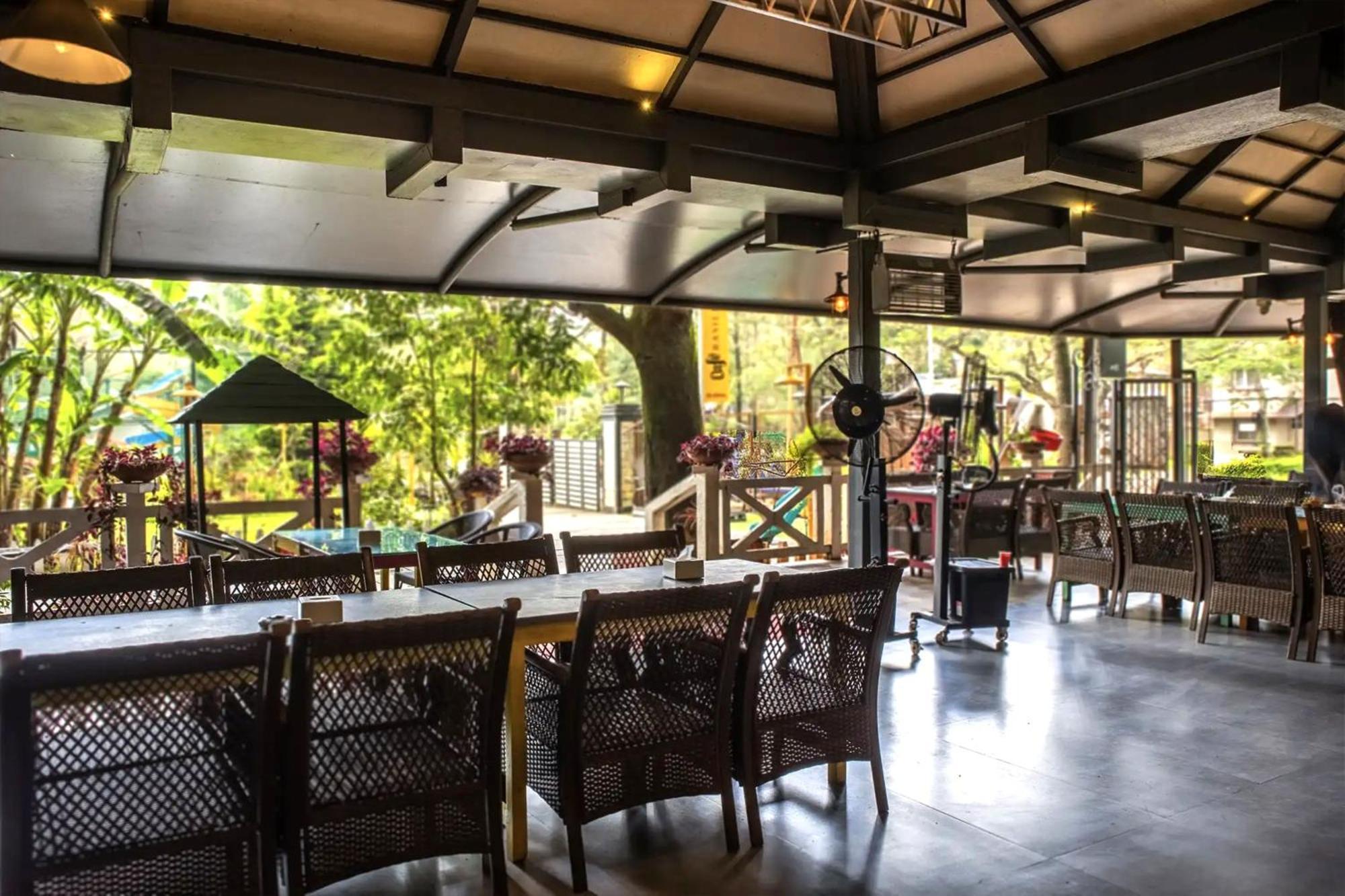 Basilica Resort - Where Luxury Redefines Mahābaleshwar Buitenkant foto