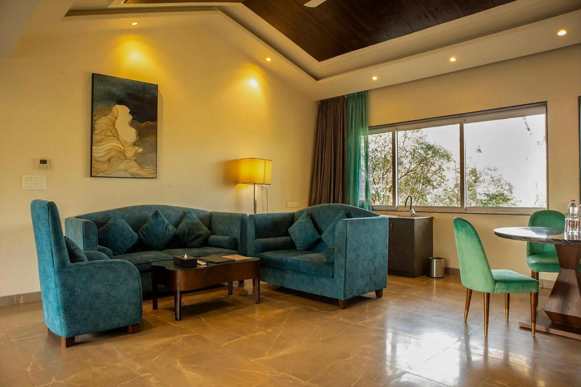 Basilica Resort - Where Luxury Redefines Mahābaleshwar Buitenkant foto