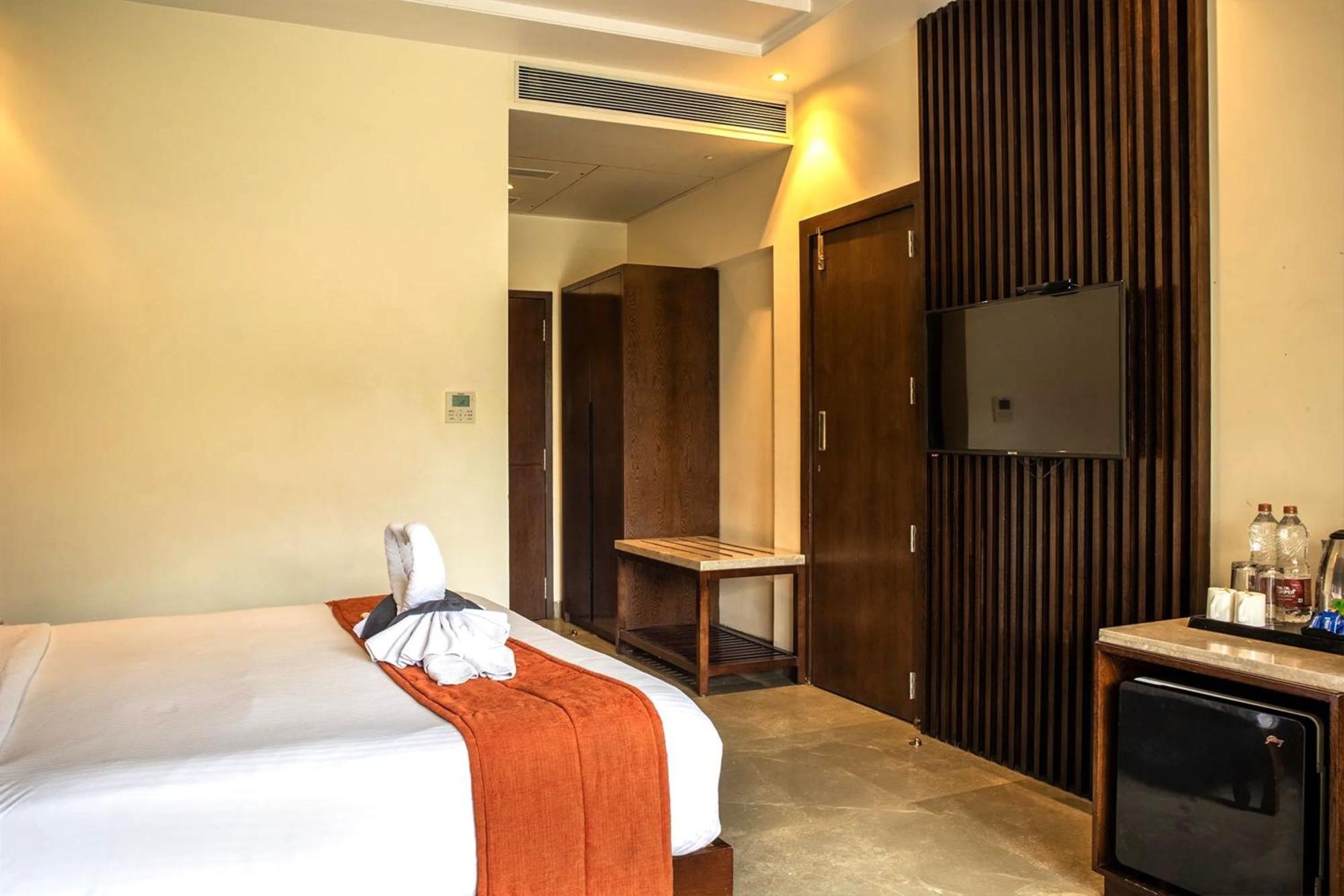 Basilica Resort - Where Luxury Redefines Mahābaleshwar Buitenkant foto