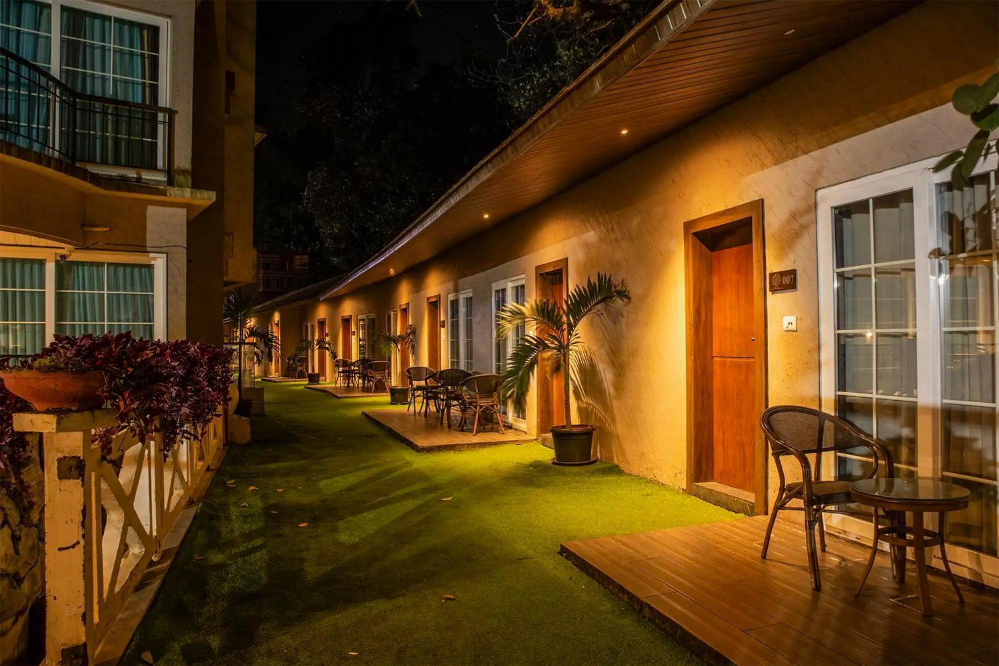 Basilica Resort - Where Luxury Redefines Mahābaleshwar Buitenkant foto
